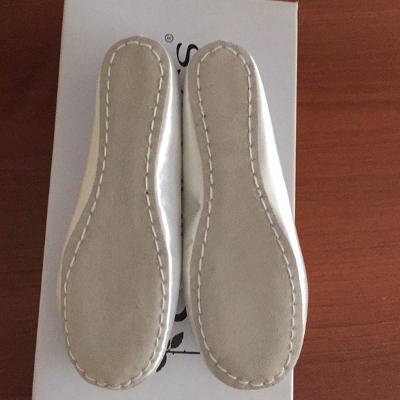 Satin Ballet Slipper Shoes WHITE or IVORY: 5 toddler, child 8, 9.5, 12.5,13.5, - Picture 4 of 4